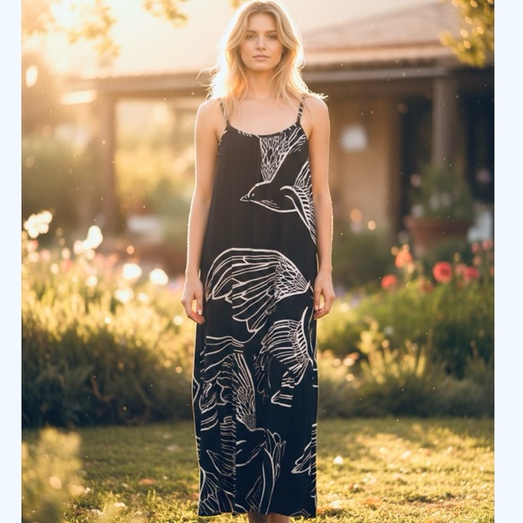 Vanessa Virginia Silk Dress. Black/White. Size Small-Medium. - Picture 13 of 14